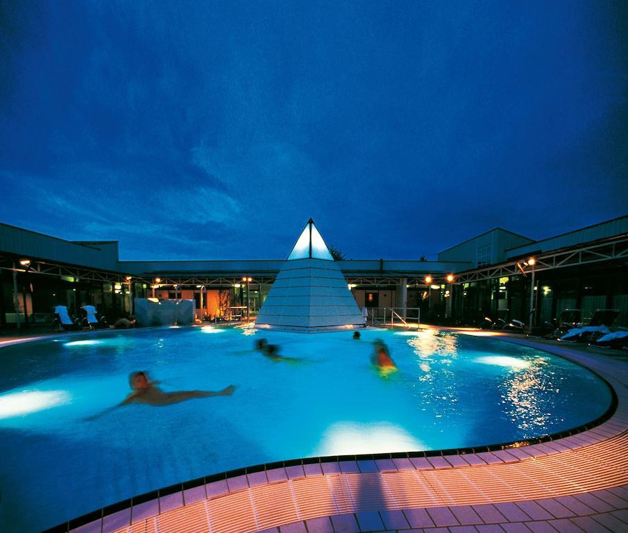 Hotel Alter Weissbraeu Bad Birnbach Buitenkant foto
